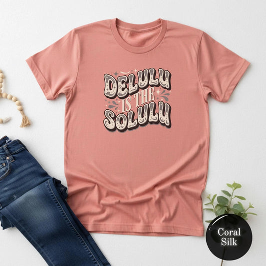 Delulu Is The Solulu Graphic Tee - Coral Silk Primary image