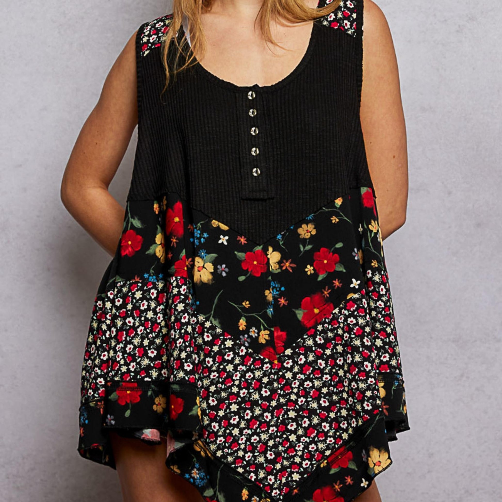 POL black ribbed round neck tank with colorful woven floral print patch.