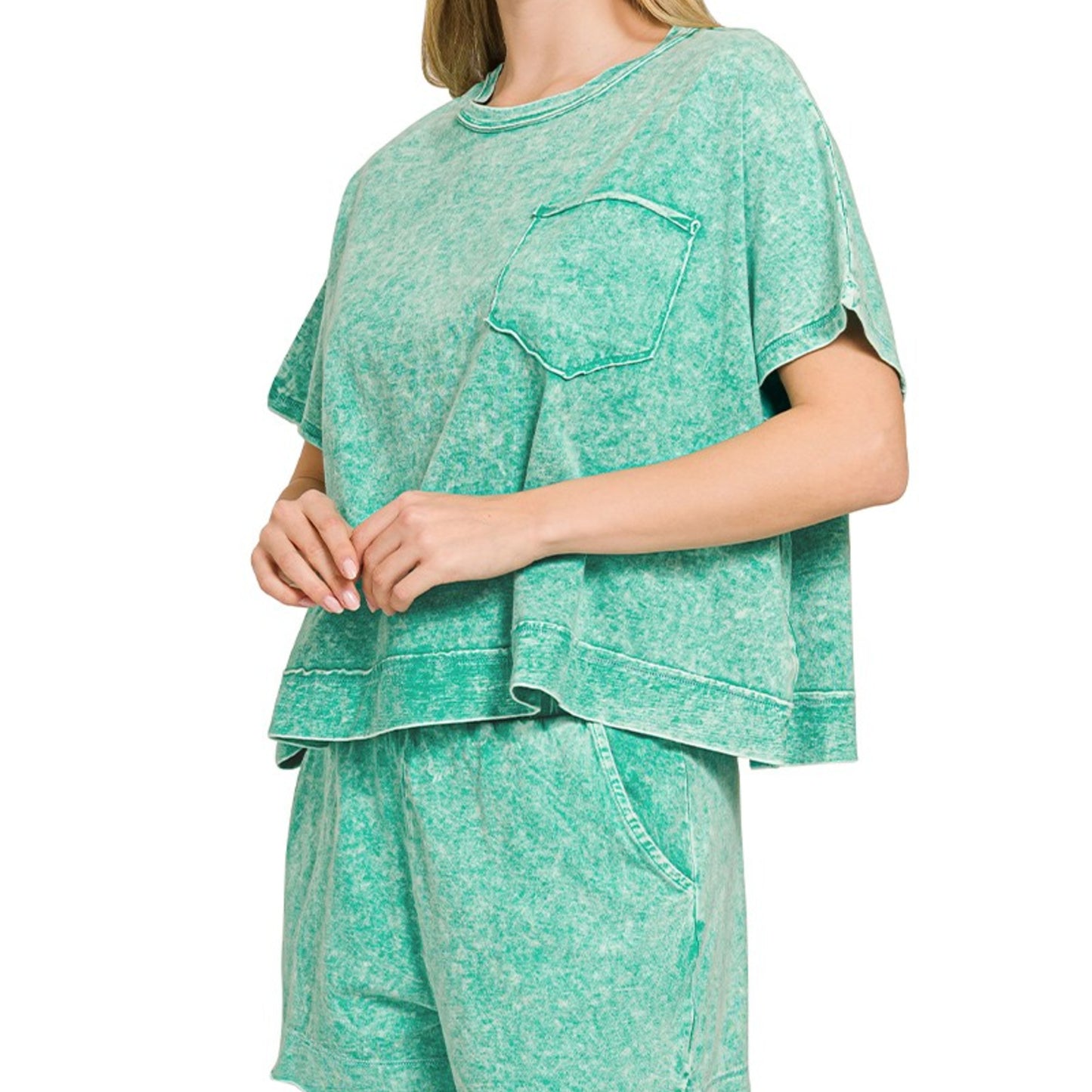ront view of Zenana Halo Snow Washed Boxy Top and Shorts Set in Kelly Green.