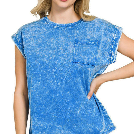 ront view of Zenana Crinkle Washed Folded Sleeve Tee in Ocean Blue.